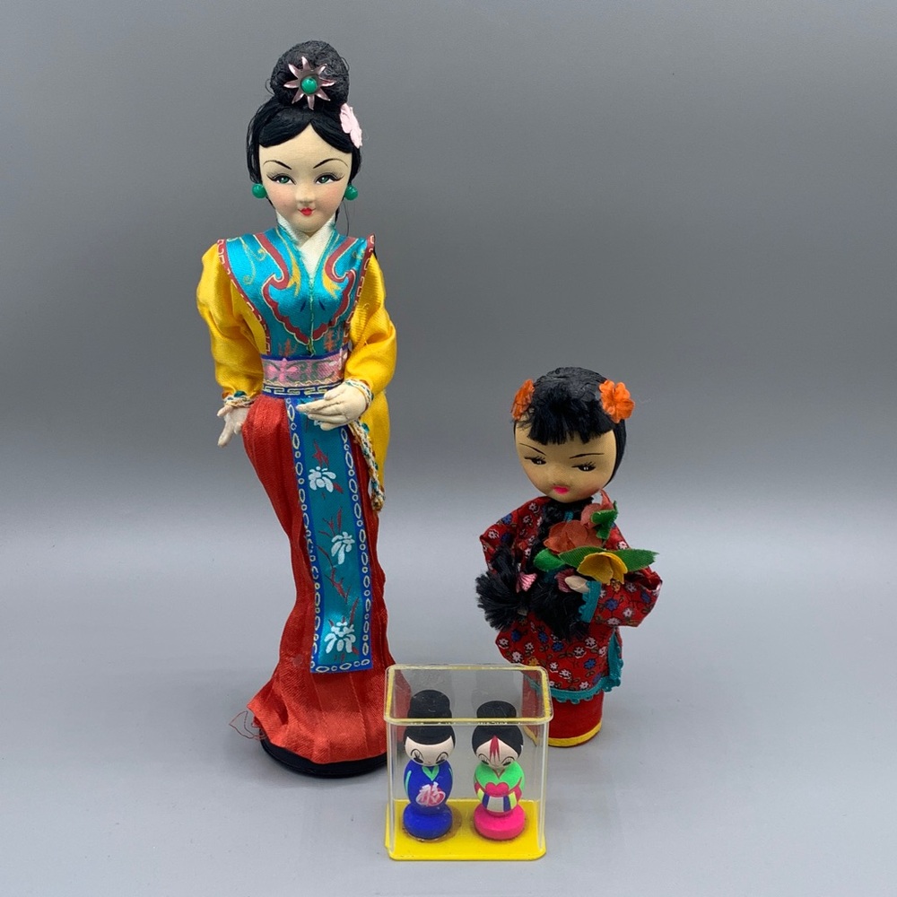 Elegant Chinese Geisha Peg Doll Miniature Kokeshi Wood Dolls Plastic Display Box